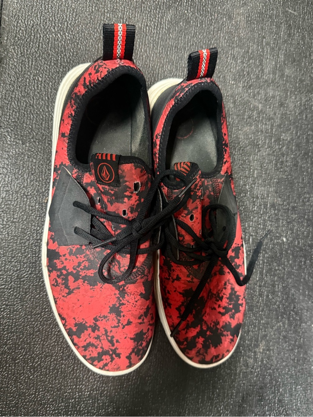 Volcom Men’s Red & Black water shoes